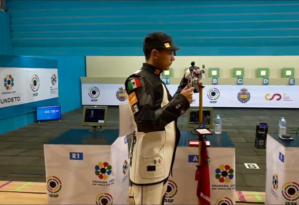 Alejandra Zavala y Edson Ramírez lideran equipo a Mundial en Egipto