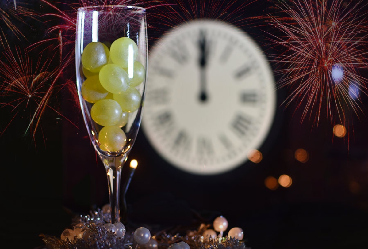 ¿Por qué se comen 12 uvas en Año Nuevo? Este es el significado