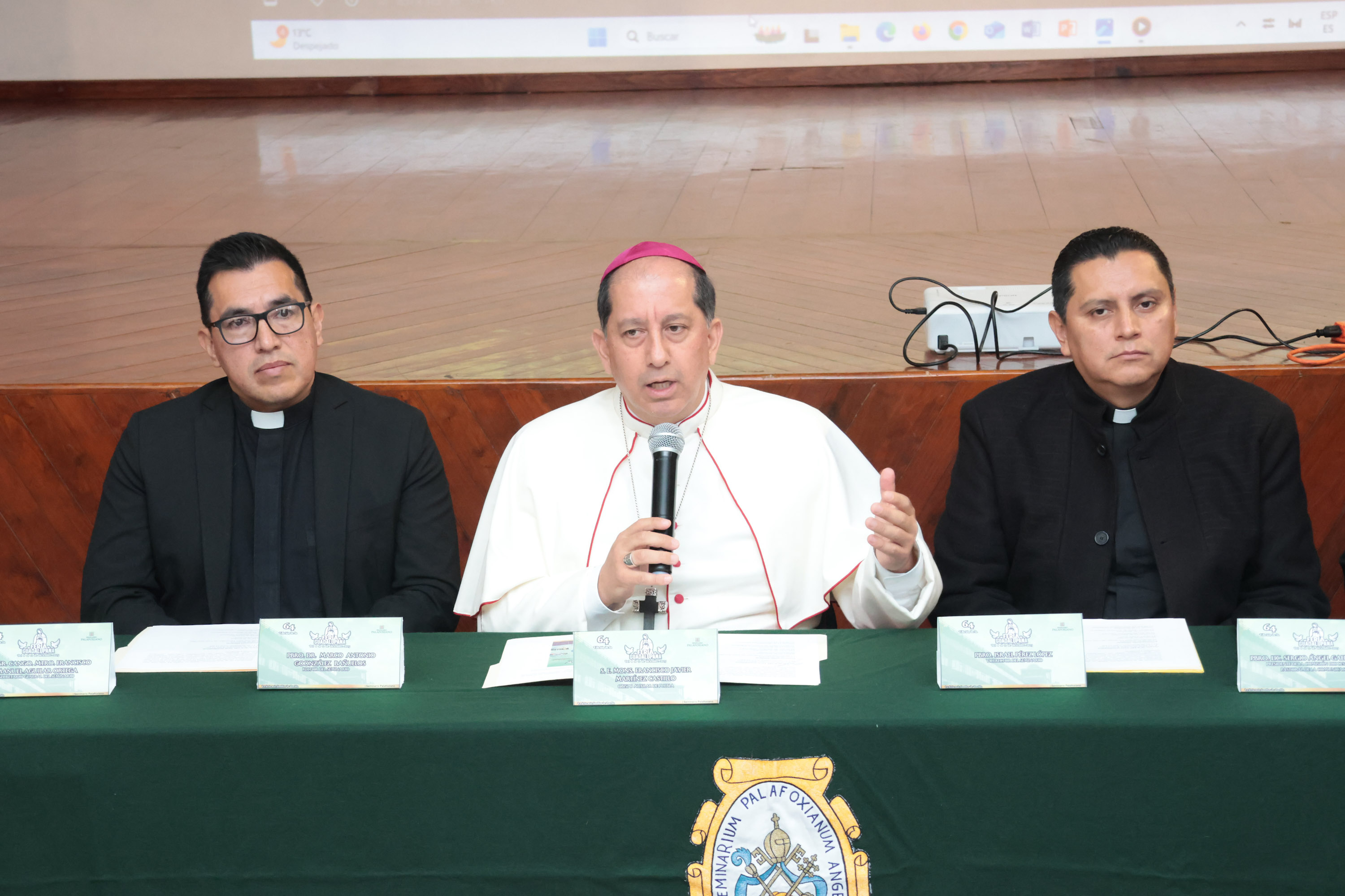 150 mil asistentes esperan en la Feria Guadalupana del Seminario Palafoxiano 