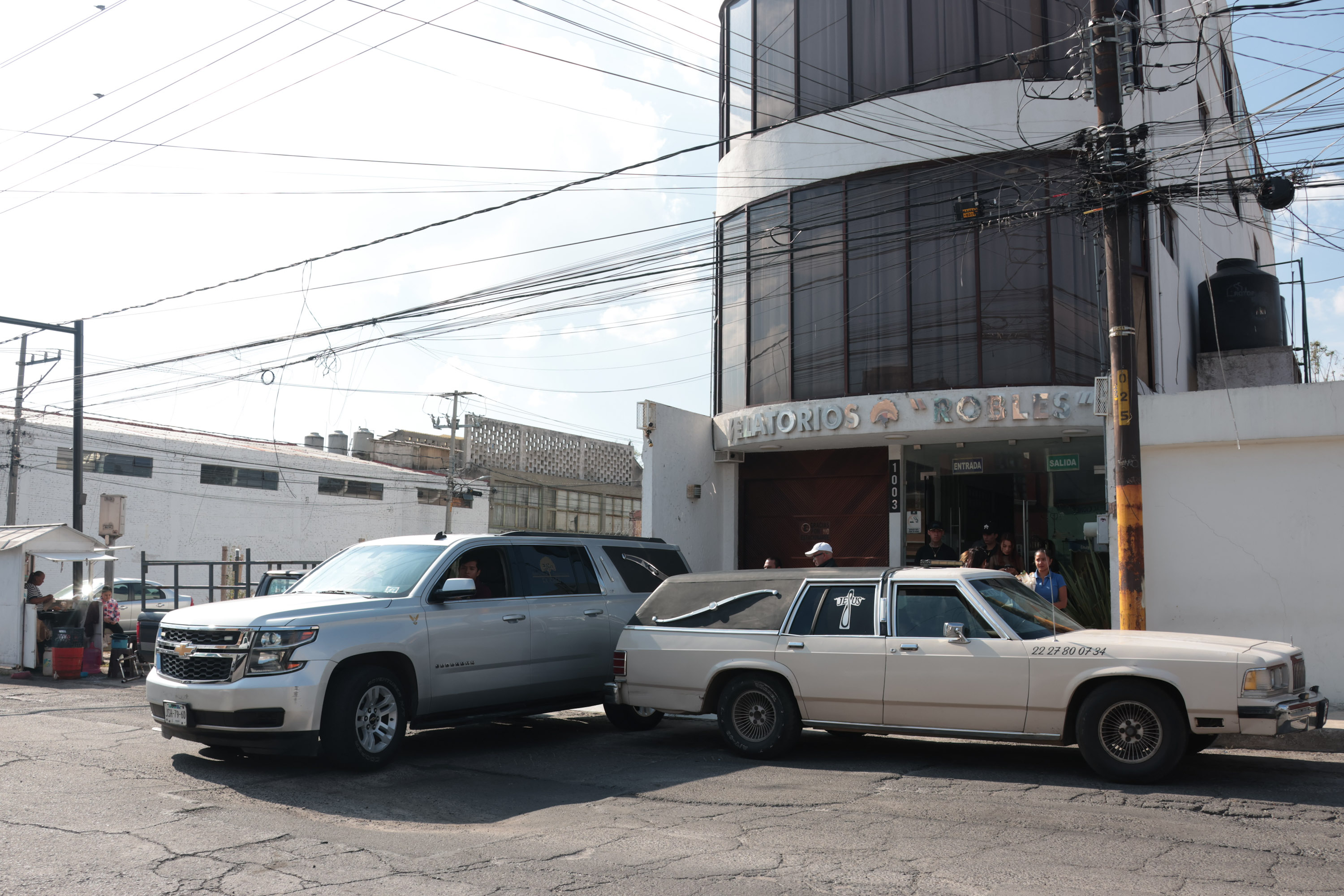 Trasladan a cremación cuerpo de Karen, víctima del bar Lacoss en Puebla