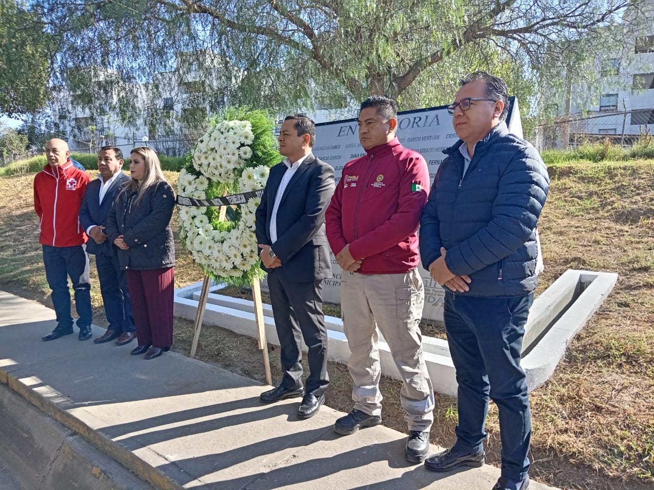 Autoridades y deudos recuerdan a víctimas a 15 años del incendio en Texmelucan