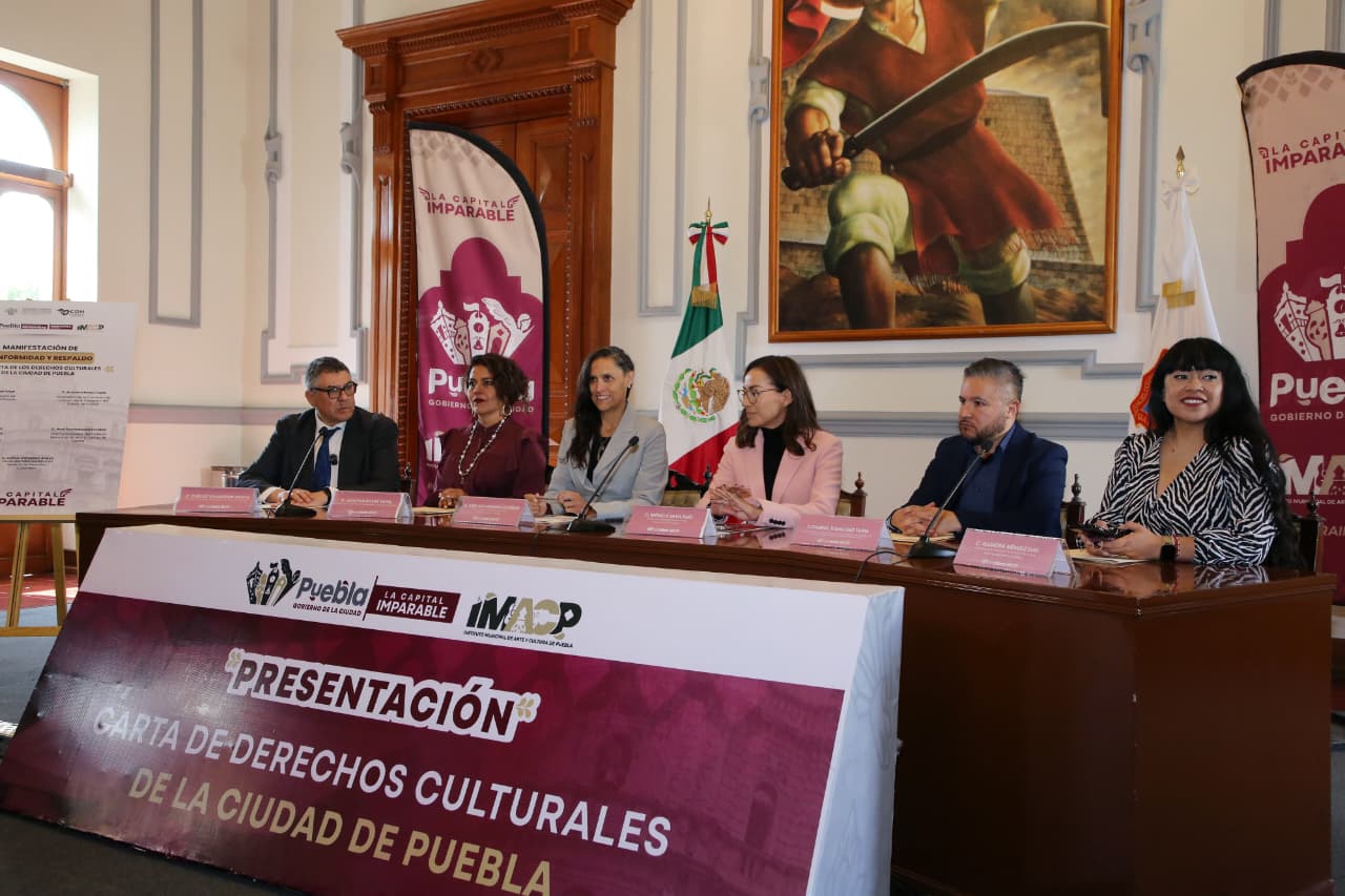 Presenta gobierno de la ciudad la primera carta de los derechos culturales de Puebla