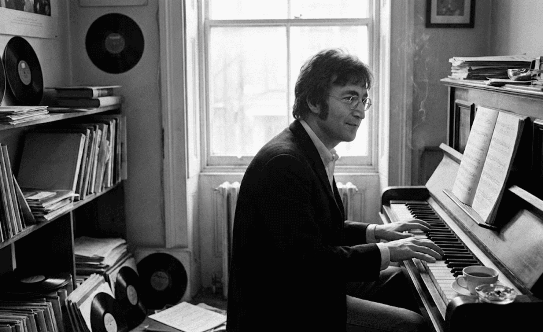 Lennon es eterno; a 45 años de su partida, su voz sigue cantando por la paz