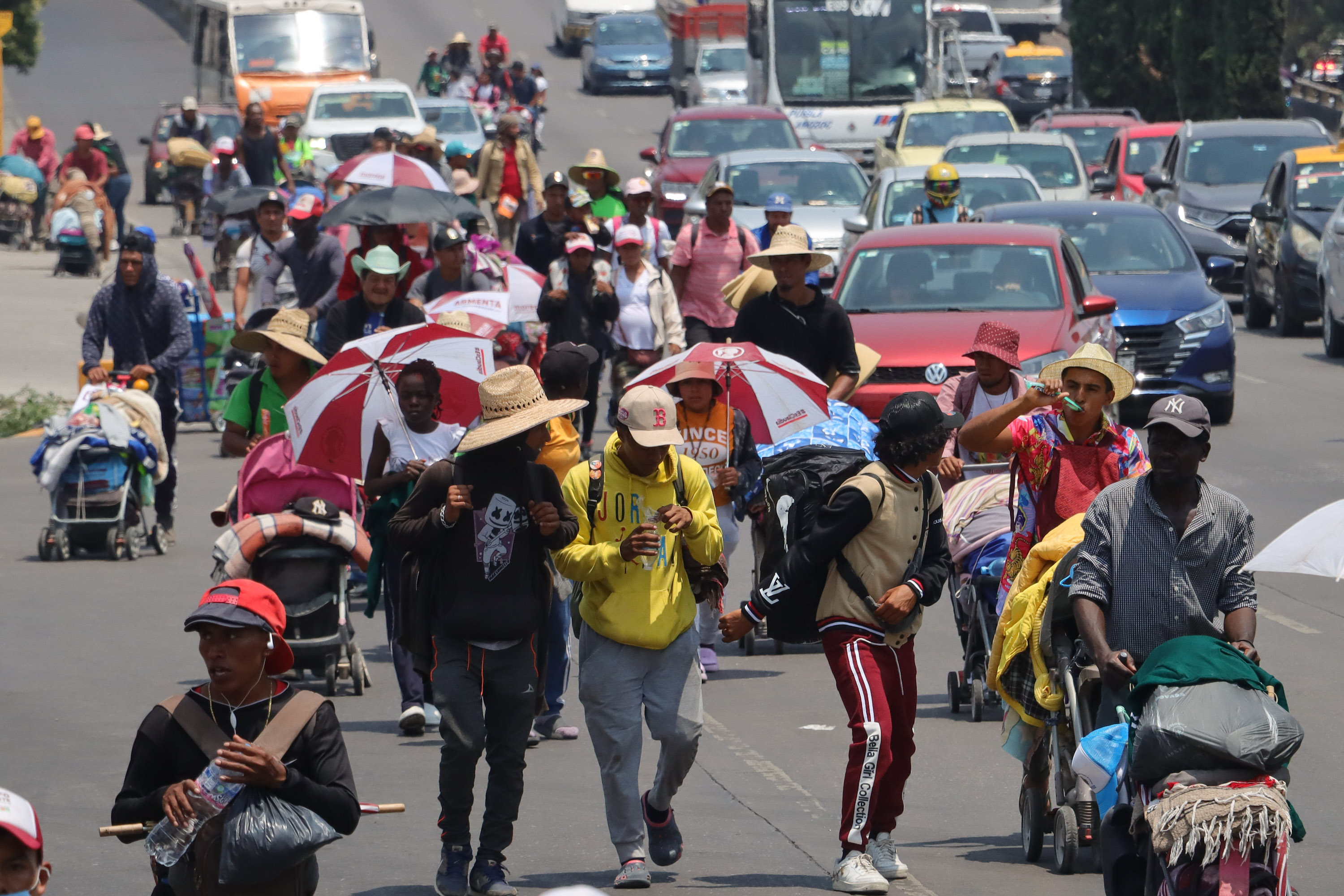 Más de 20 mil migrantes llegan a México para unirse a la Caravana 2025 