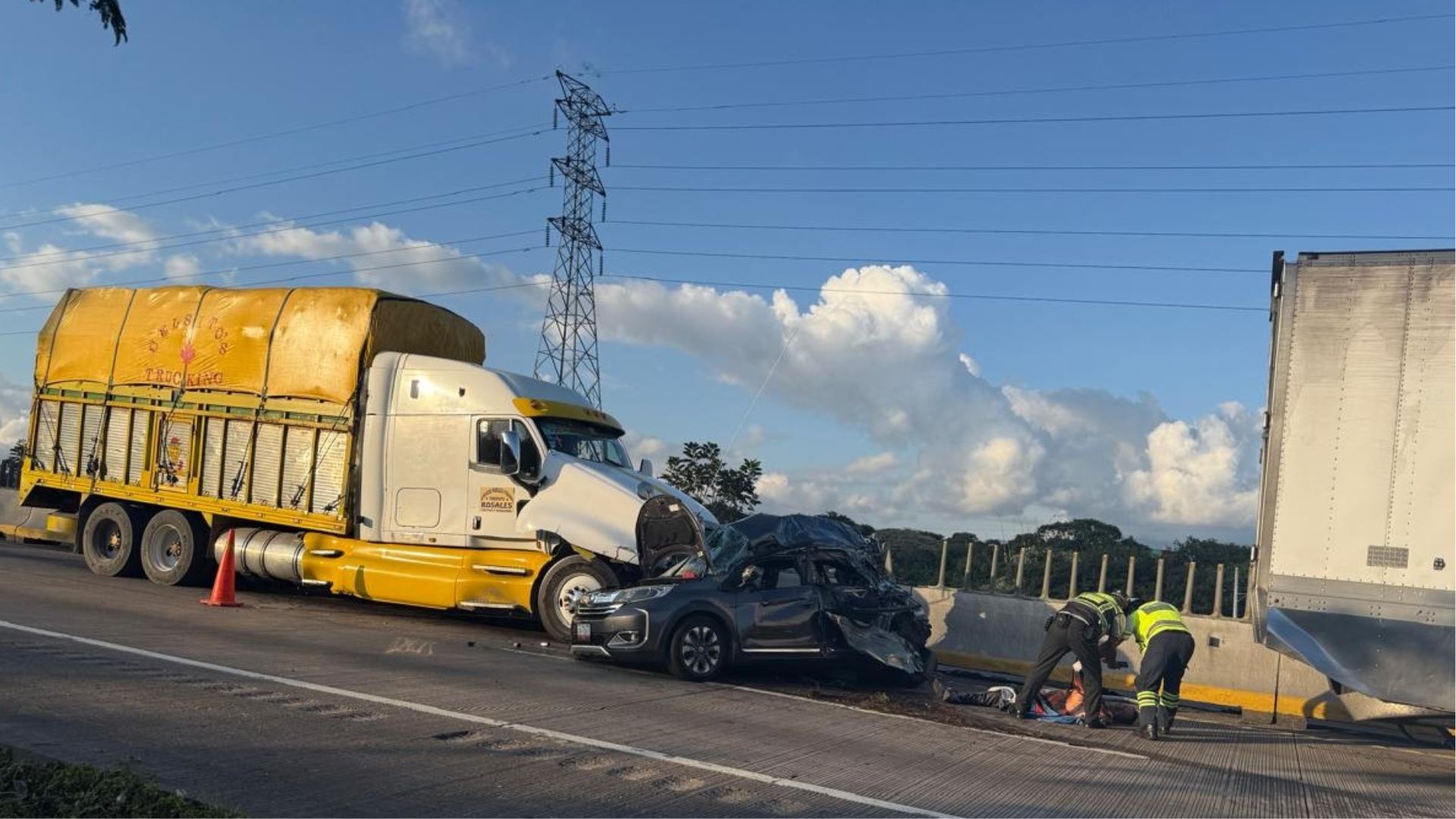 30 personas resultaron lesionadas tras una carambola en la Veracruz-Puebla 