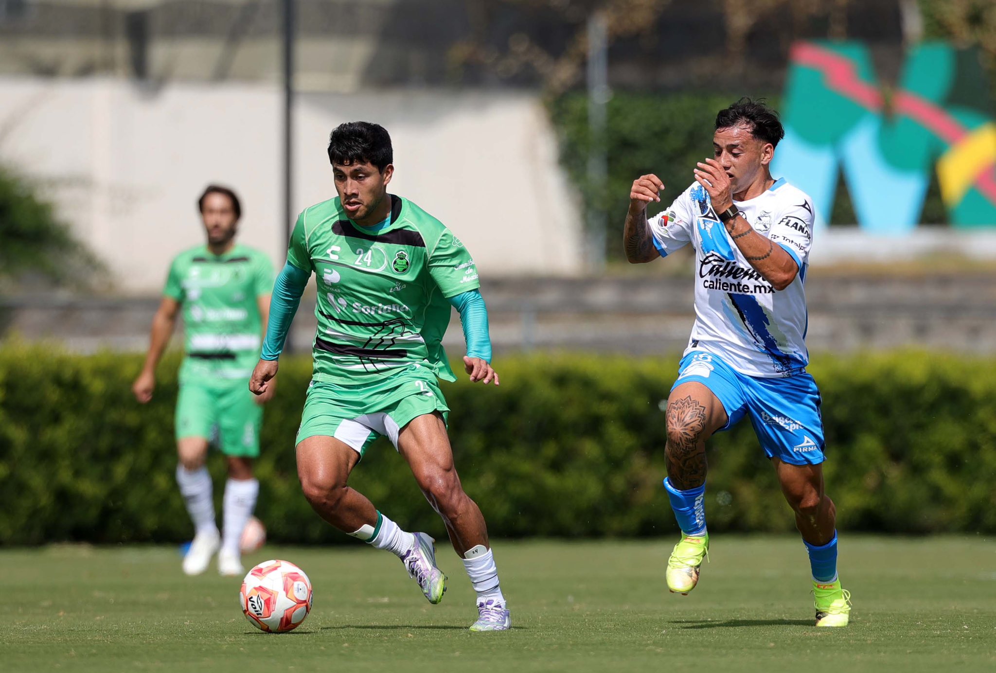 Puebla logra segunda victoria en pretemporada, derrota 1-0 a Santos
