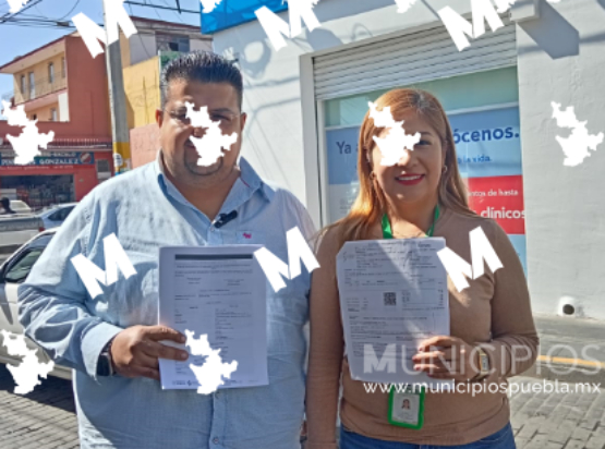 Revisan operación de laboratorios tras depósito de desechos en vía pública de Texmelucan