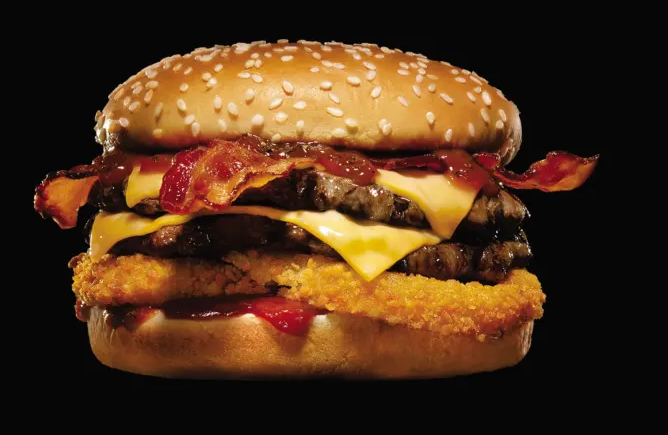 Carl’s Jr ofrecerá hamburguesas gratis este 16 de diciembre
