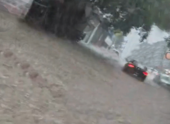 Inundaciones provocan afectaciones viales en Cuautlancingo