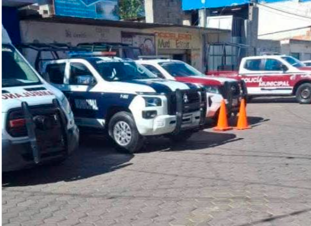 Suspenden labores los policías de Tepatlaxco por falta de pago de salarios y aguinaldos
