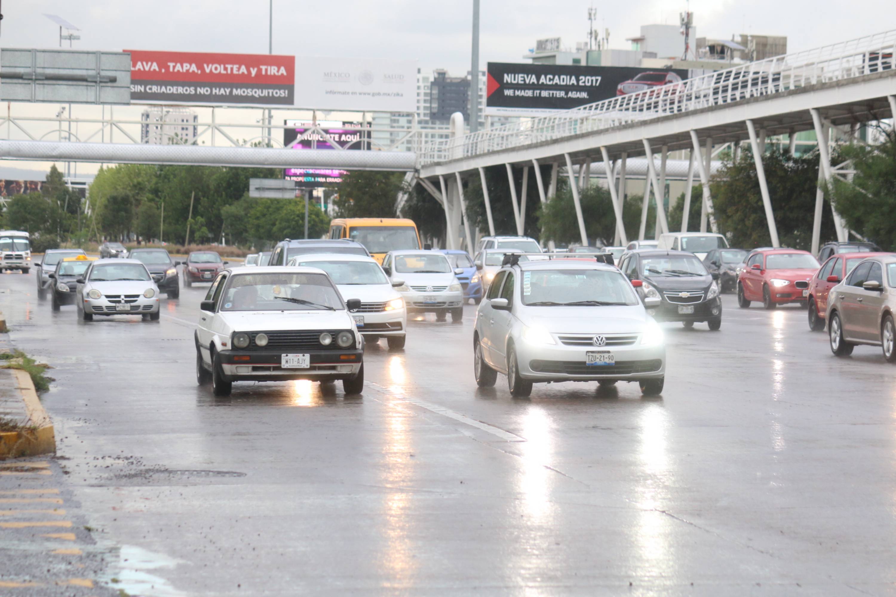 Oaxaqueño fue víctima de robo de autopartes en la zona de Angelópolis 