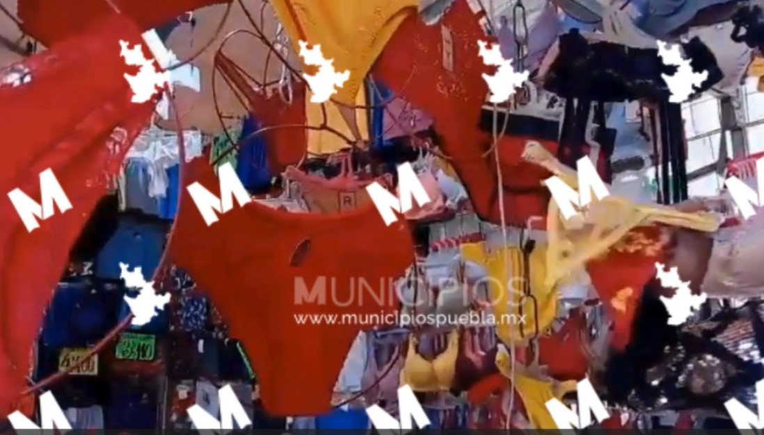 VIDEO Ropa interior en color rojo, amarillo, uvas, semillas, veladoras y hasta borregos, los rituales de fin de año en Texmelucan.