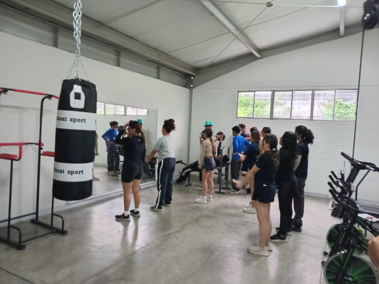 Fomenta Conalep Puebla hábitos saludables con espacios deportivos