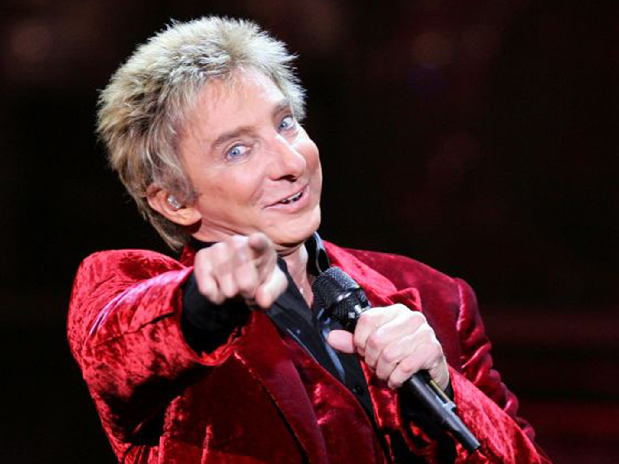 Barry Manilow anuncia que padece cáncer de pulmón 