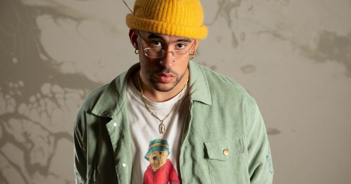 Reprenden a Bad Bunny por tocar pieza en el Museo de Antropología