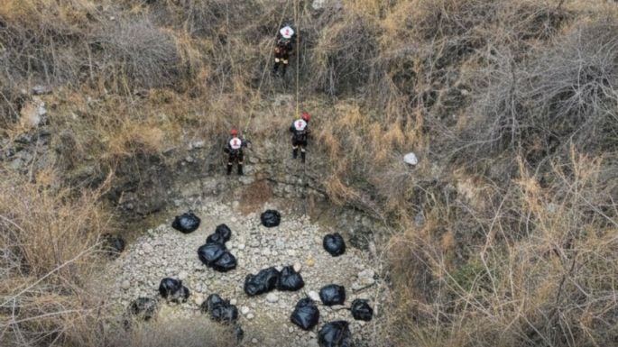 Descubren barrancas usadas por el crimen organizado para abandonar cadáveres en Puebla