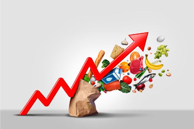 Precios de alimentos y servicios impulsan inflación en México a 3.80% anual