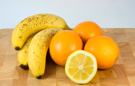 Profeco presenta precios mínimos y máximos del Limón, naranja y plátano