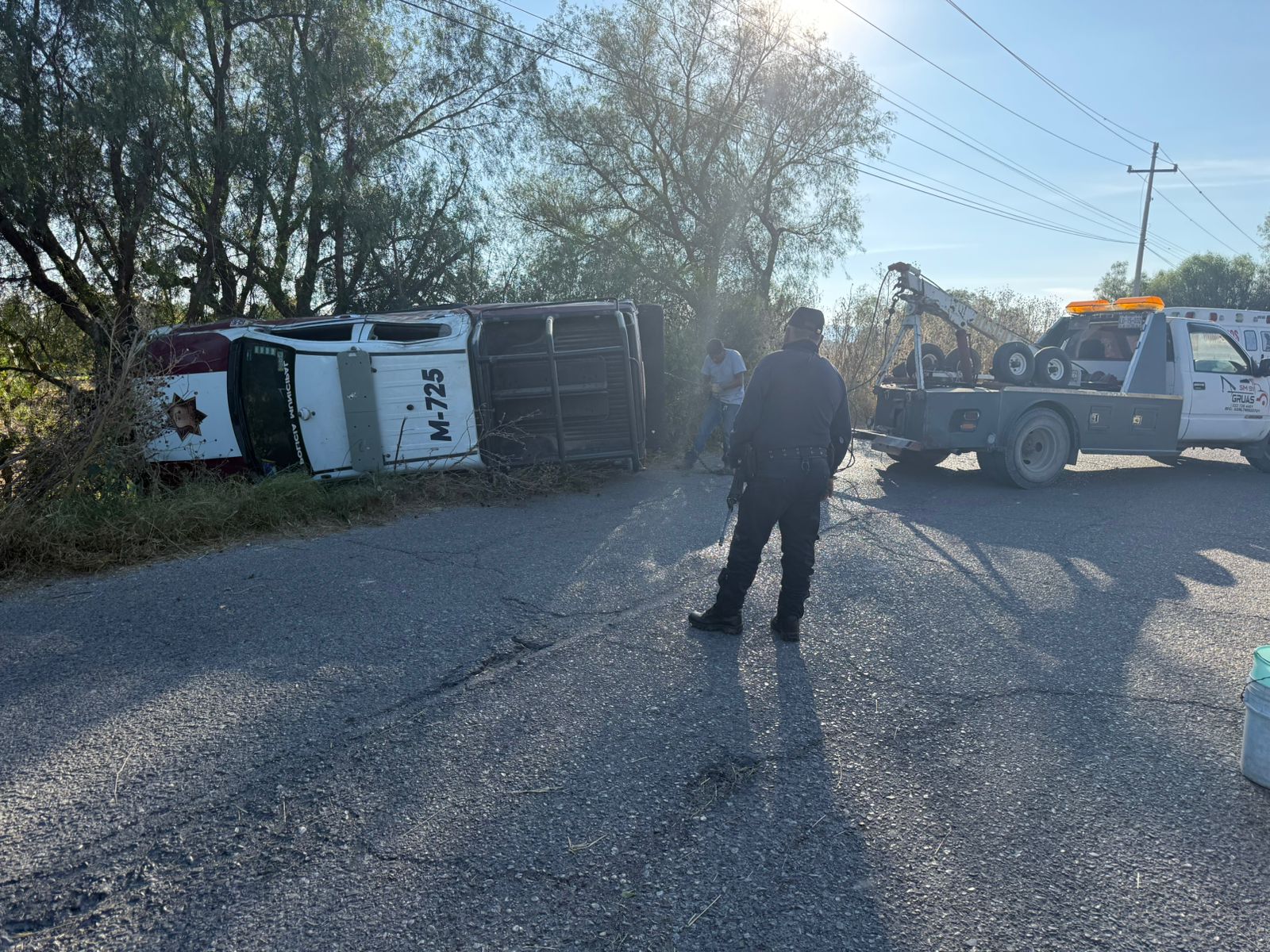 Vuelca patrulla de Tochtepec por falla mecánica