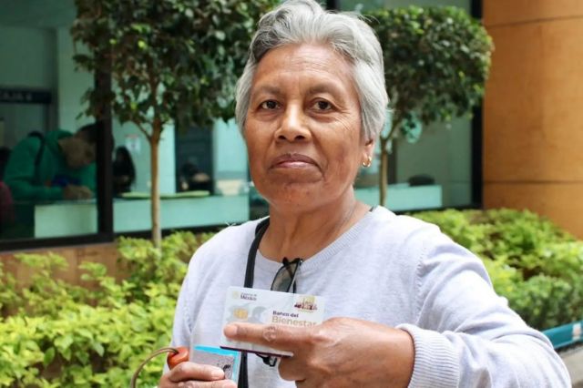 Bienestar confirma aumento a pensión por discapacidad; consulta en 2026