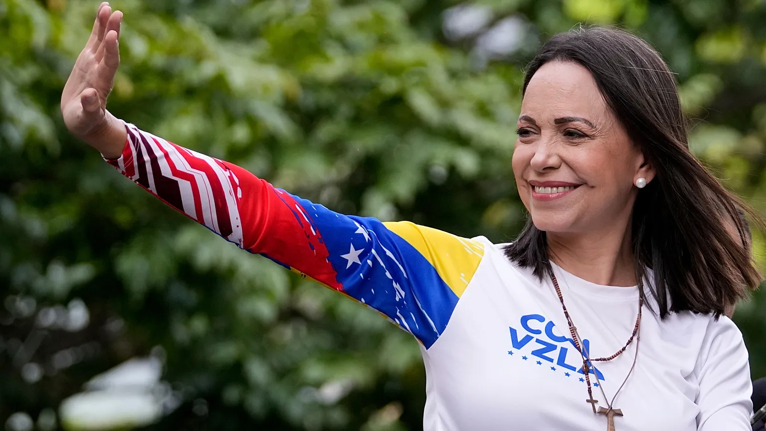 María Corina Machado promete defender la voluntad popular tras la caída de Maduro