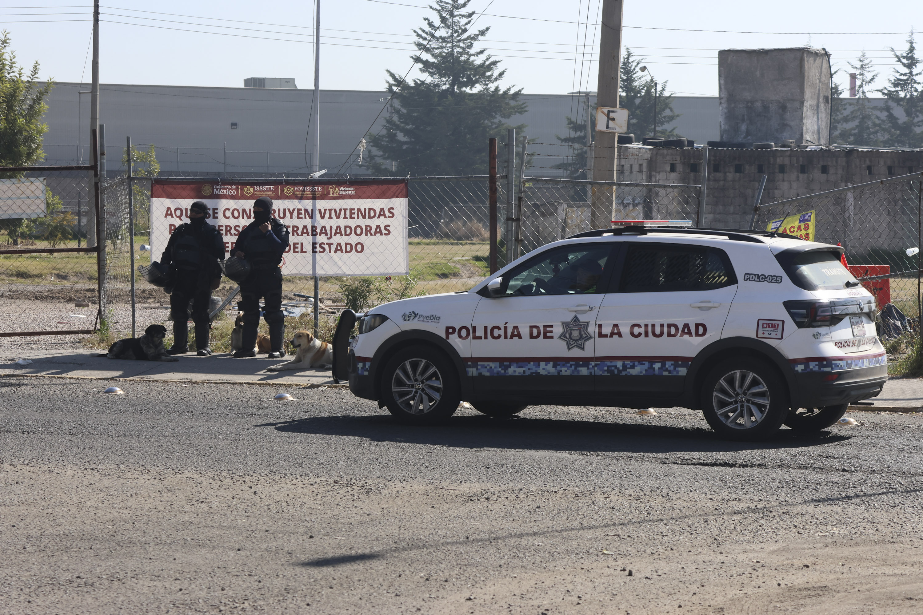 VIDEO Se mantiene Operativo de la SSC de Puebla en Tianguis de Villa Verde