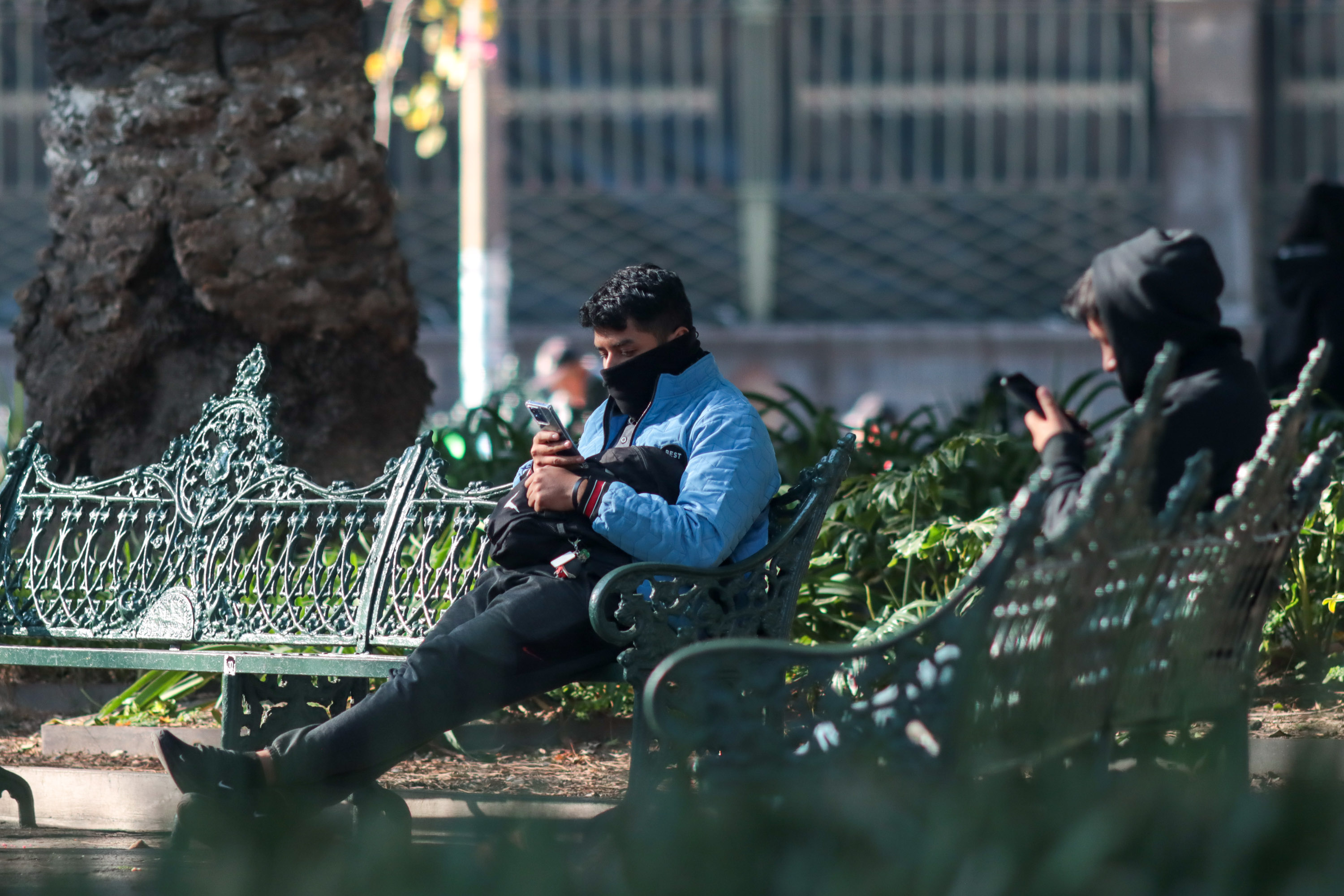 VIDEO Así enfrentan los poblanos el frente frío número 29