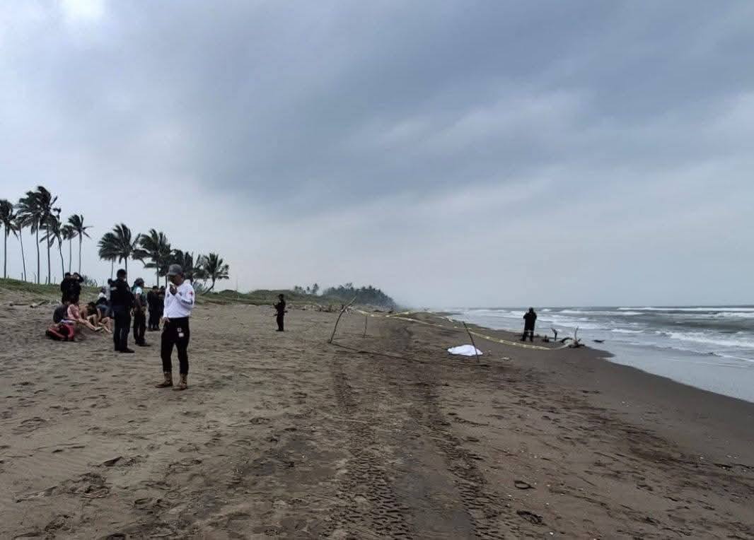 Confirmado: dos jóvenes de Teziutlán mueren ahogados en mar de Tecolutla