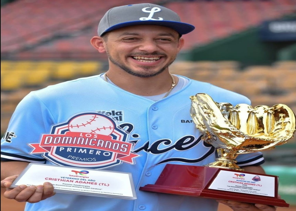 Adames obtiene Guante de Oro y el premio a Veterano del año en República Dominicana
