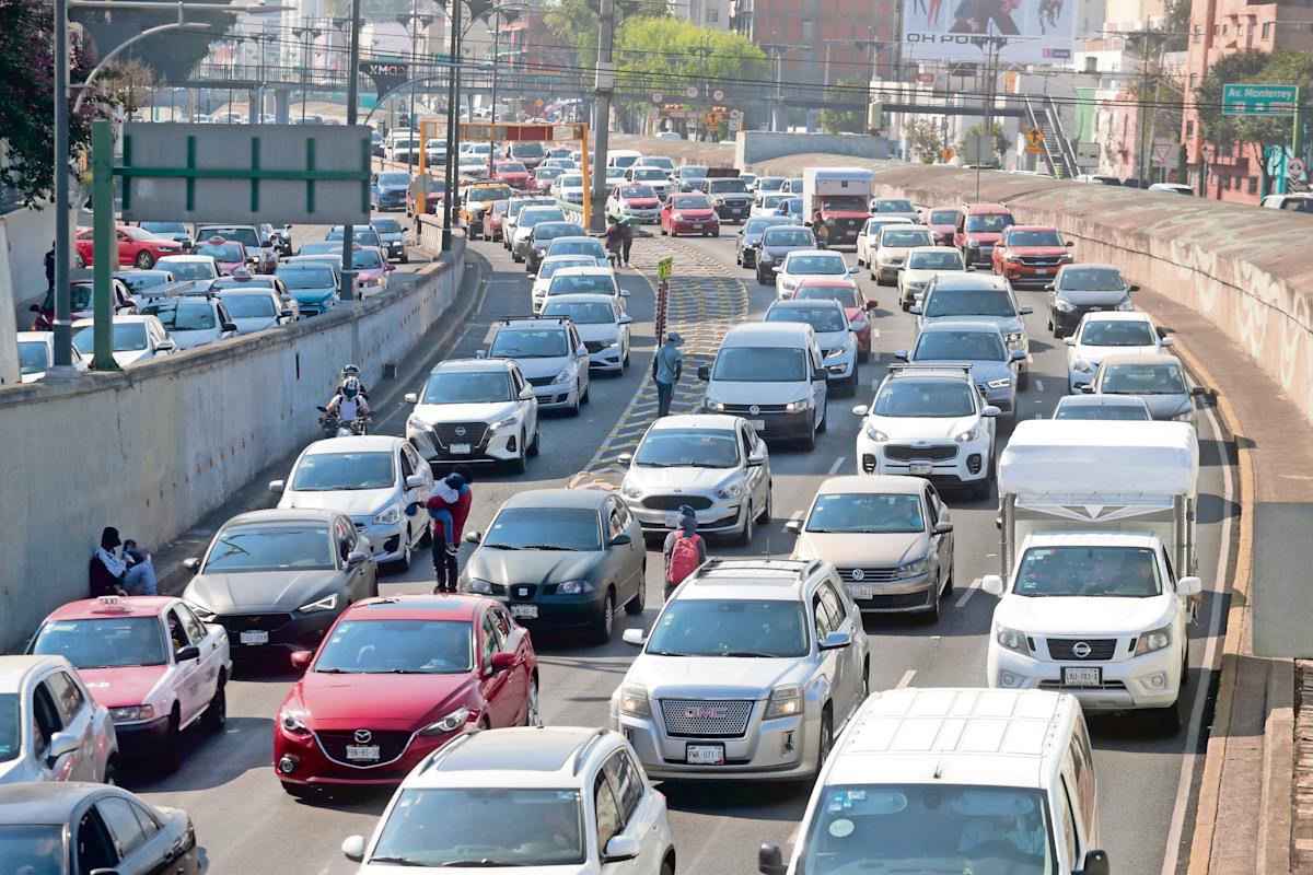 Si viajas a México en este inicio de año, toma en cuenta el Hoy No Circula 
