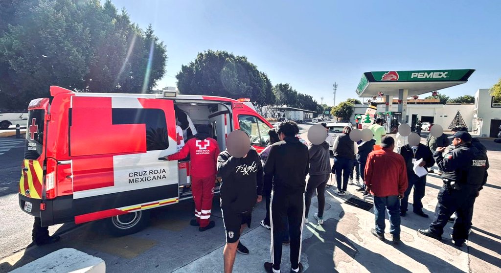 Accidente de transporte público deja a tres personas de la tercera edad con lesiones en Puebla