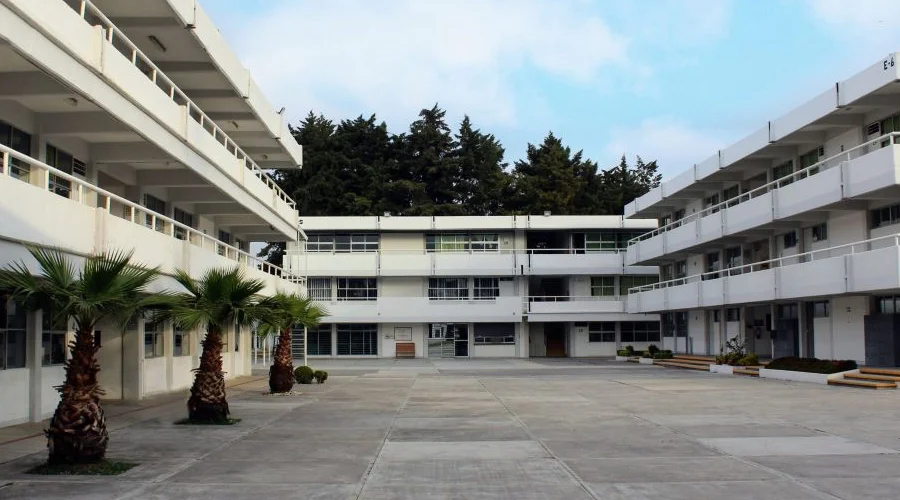 Denuncian acoso de profesores contra alumnas en el Bachillerato del BINE Puebla