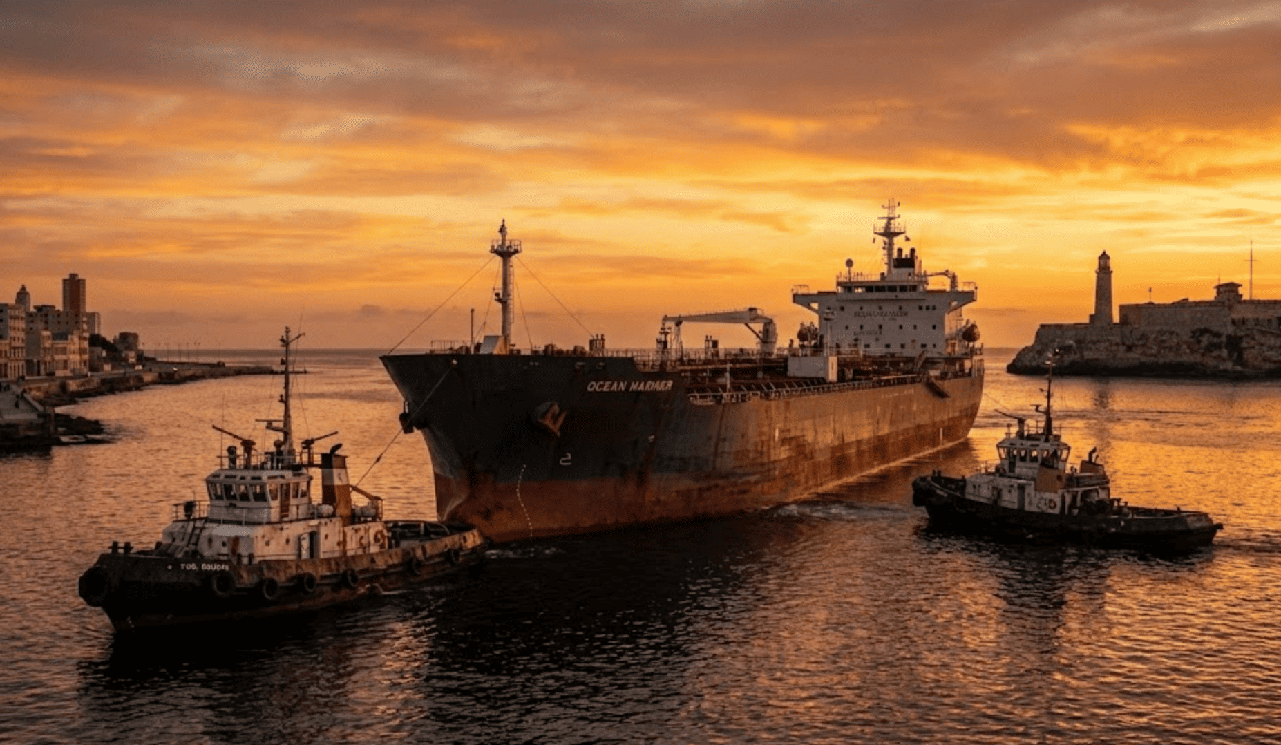 México envía 86 000 barriles de petróleo a Cuba en plena crisis energética de la isla