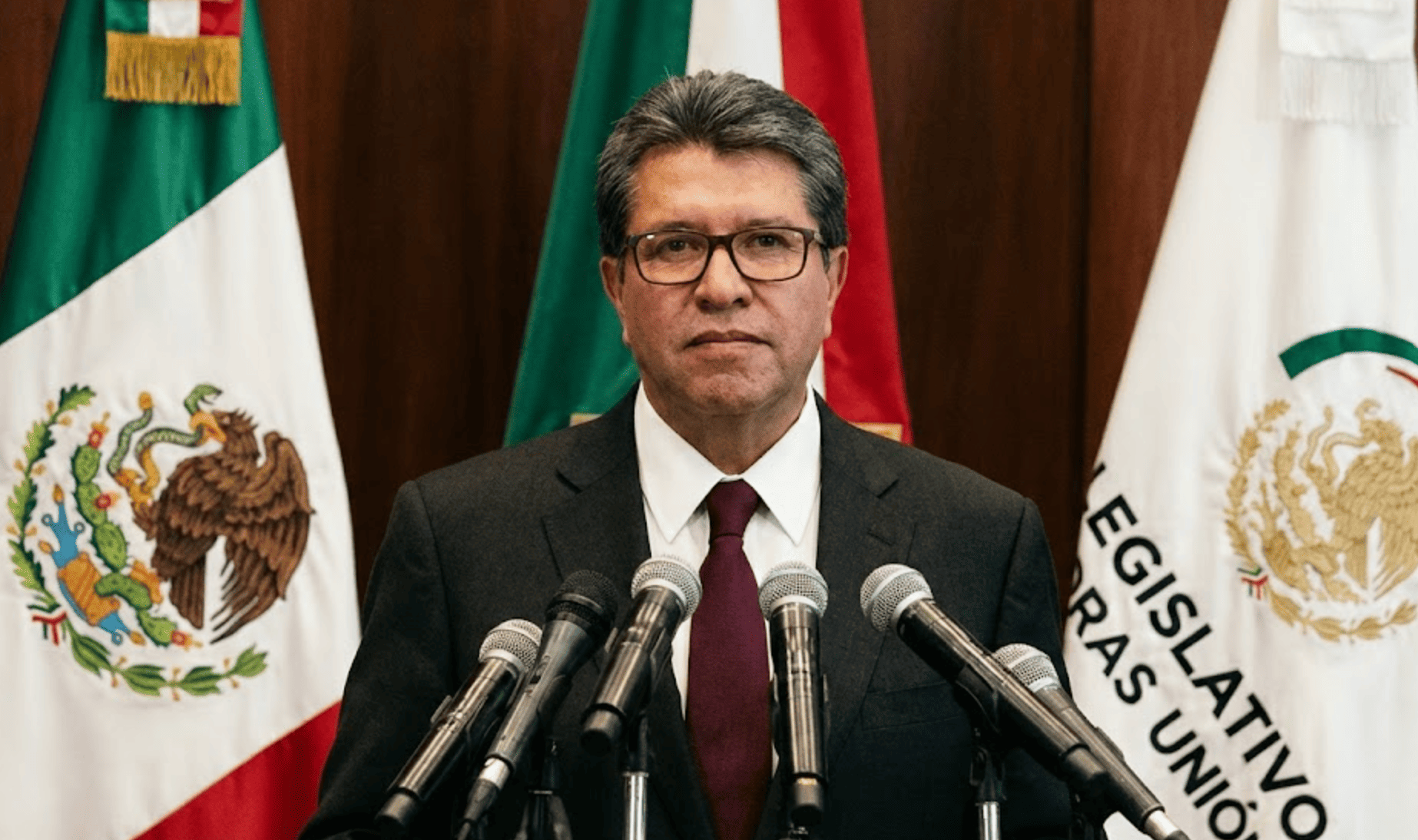 Ricardo Monreal abre diálogo y acepta ajustes en la reforma electoral