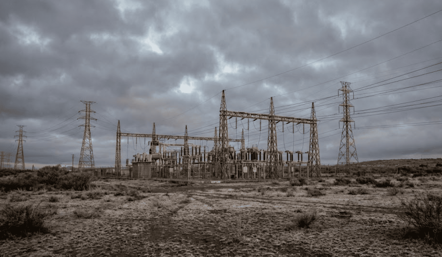 México activa plan de contingencia ante riesgo de apagones por tormenta invernal en EU