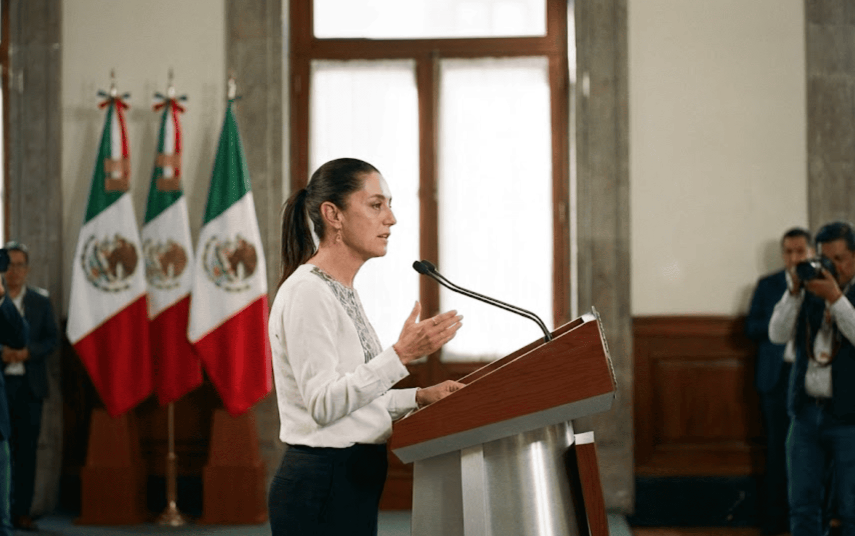 Arranque económico: Sheinbaum supera a Fox y AMLO, pero queda detrás de Peña y Calderón