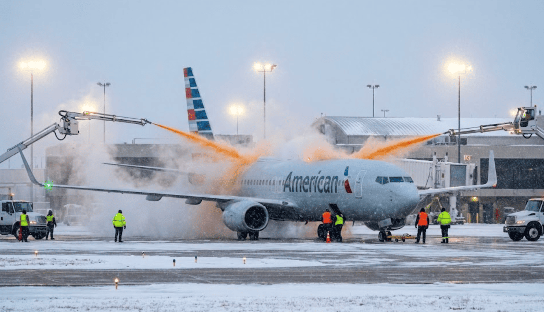 Tormenta invernal cancela más de 19 mil vuelos en EU desde el sabado