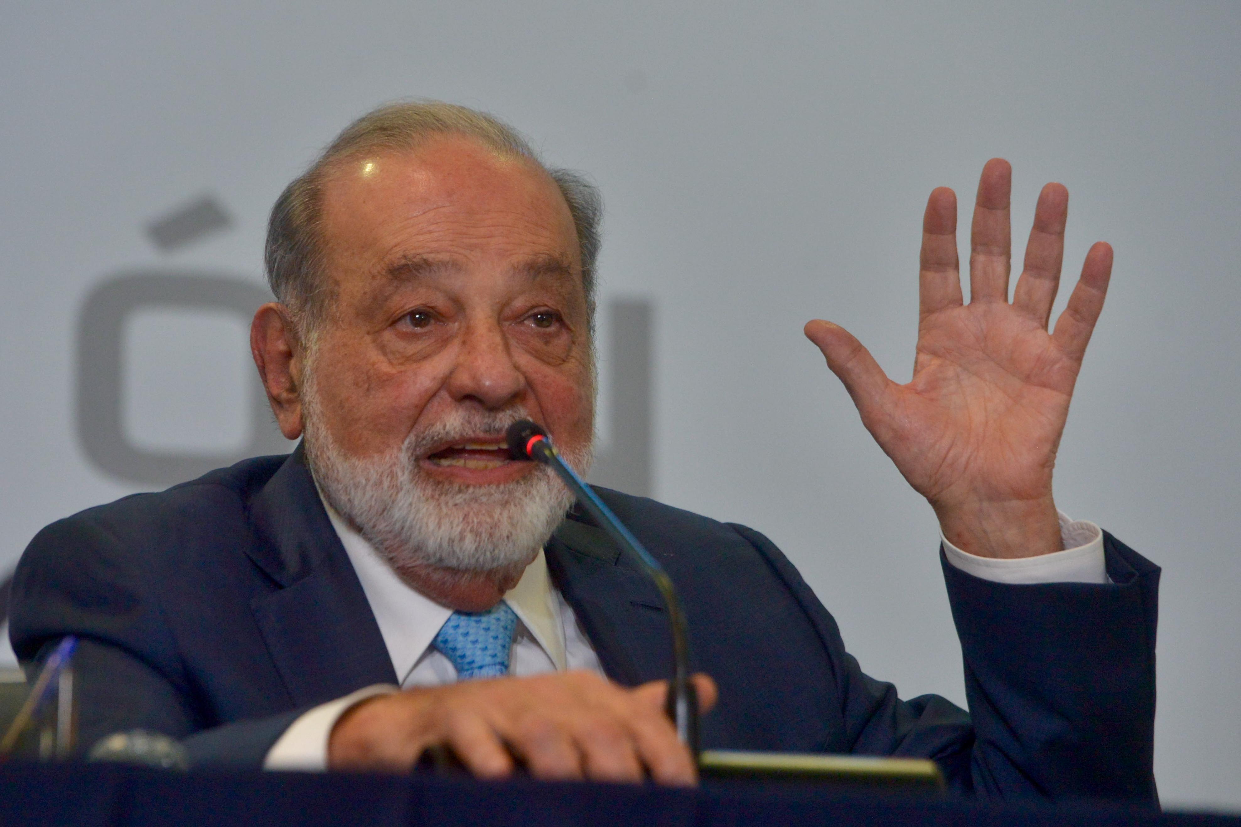 Slim obtiene control total de campos petroleros en Campeche