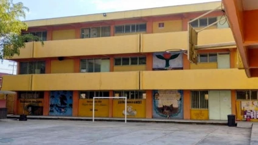 Durante una pelea entre adolescentes, uno de ellos saco un arma de fuego en secundaria de CDMX