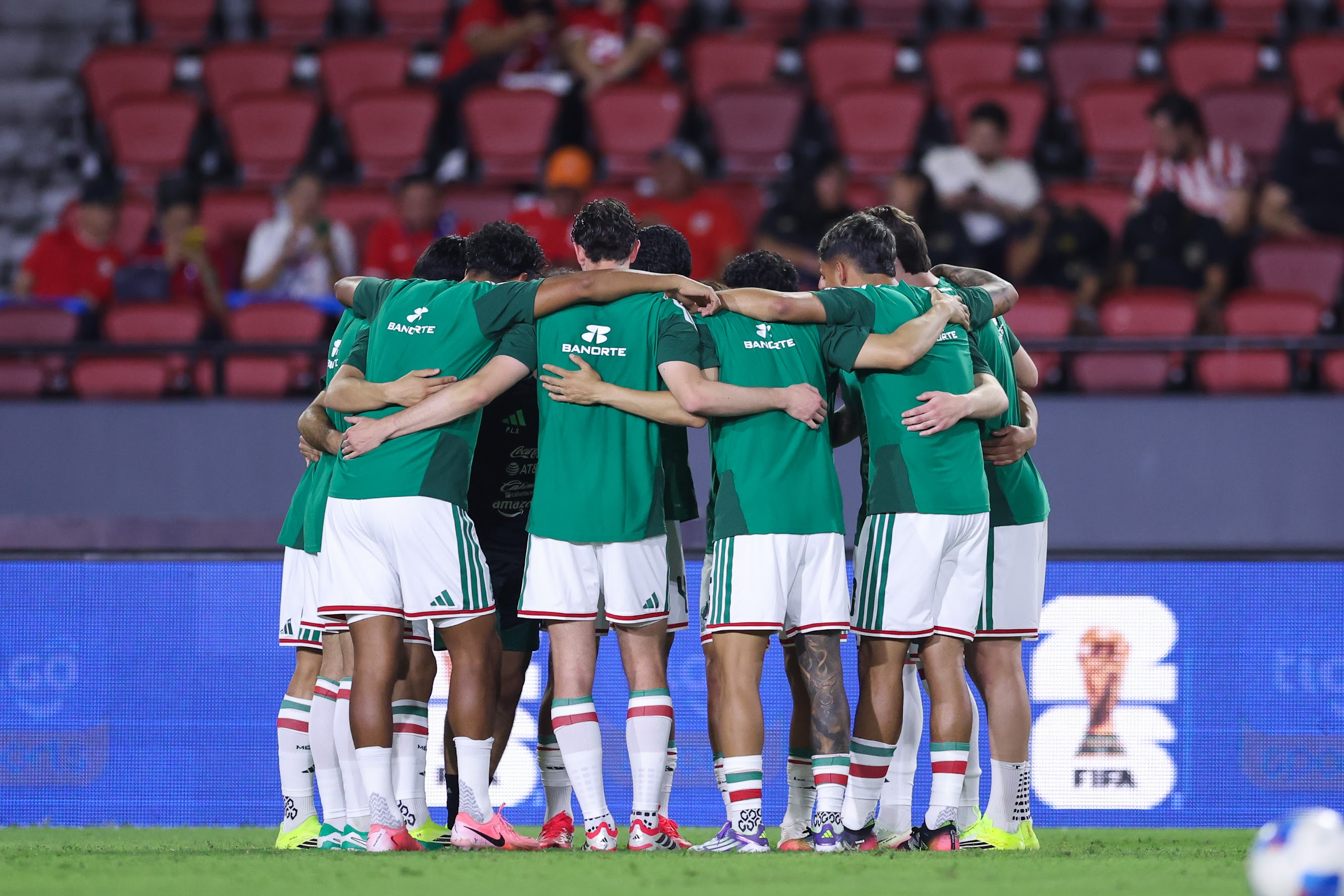 México visita este domingo a Bolivia en partido de preparación