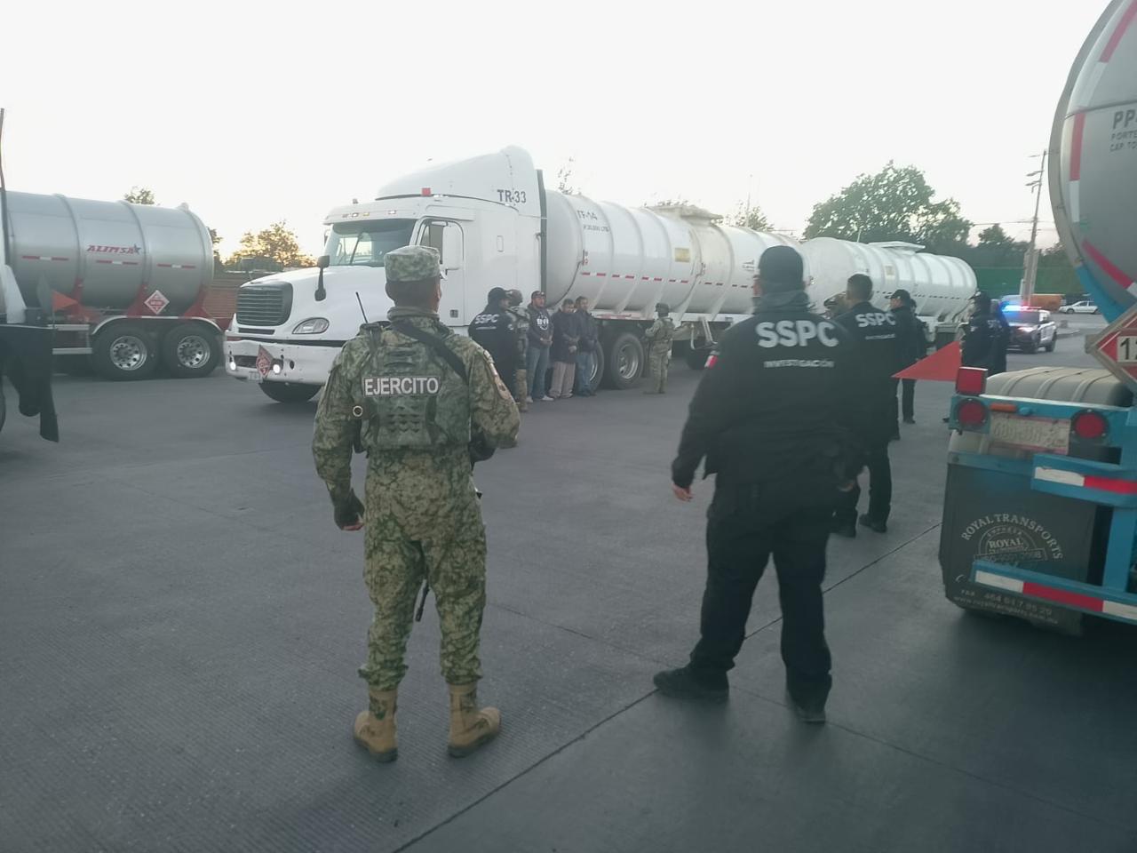 Guardia Nacional y Ejército detienen a 56 personas y aseguran droga en Puebla