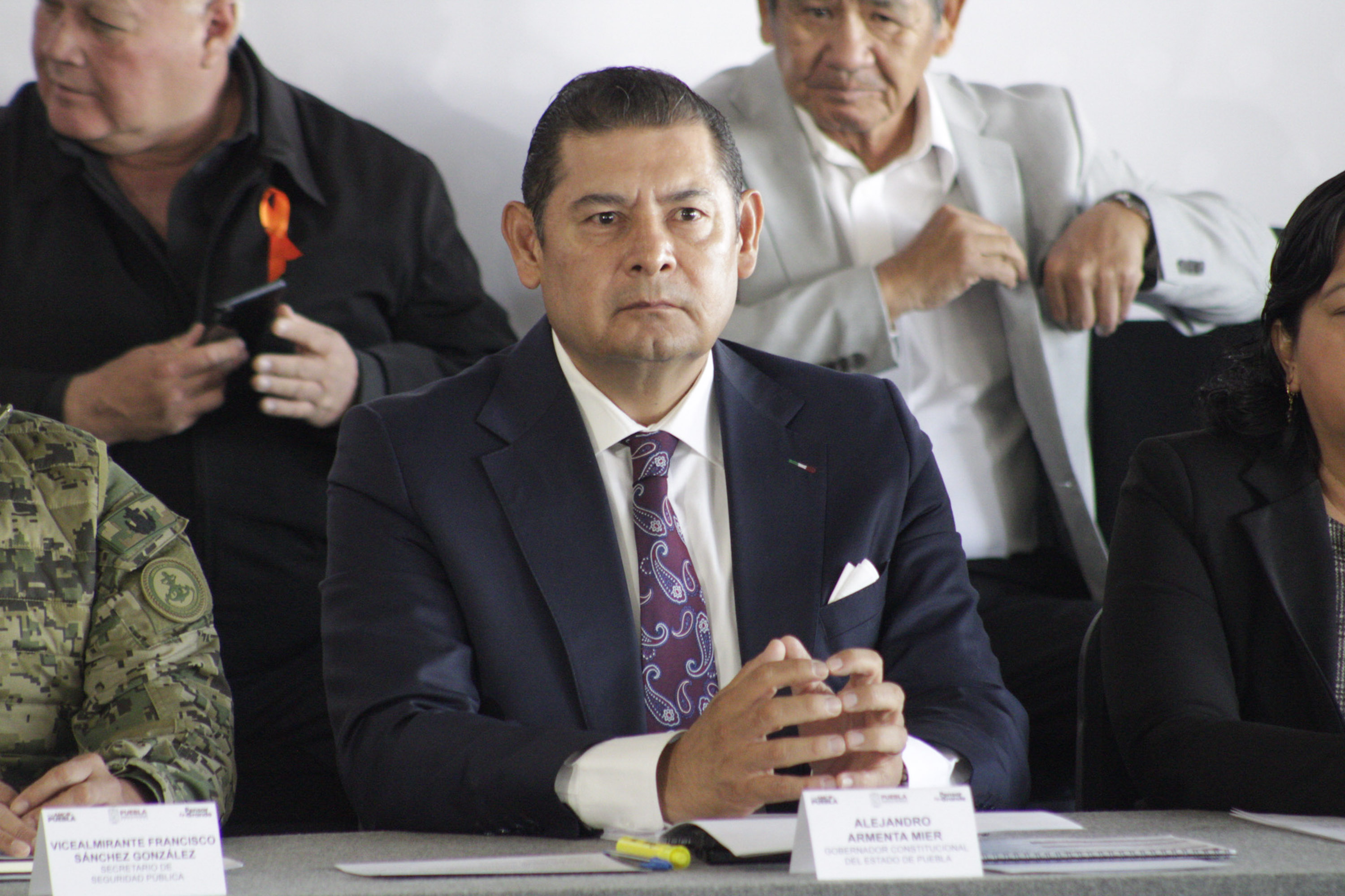 Alejandro Armenta respalda postura de Sheinbaum por intervención en Venezuela