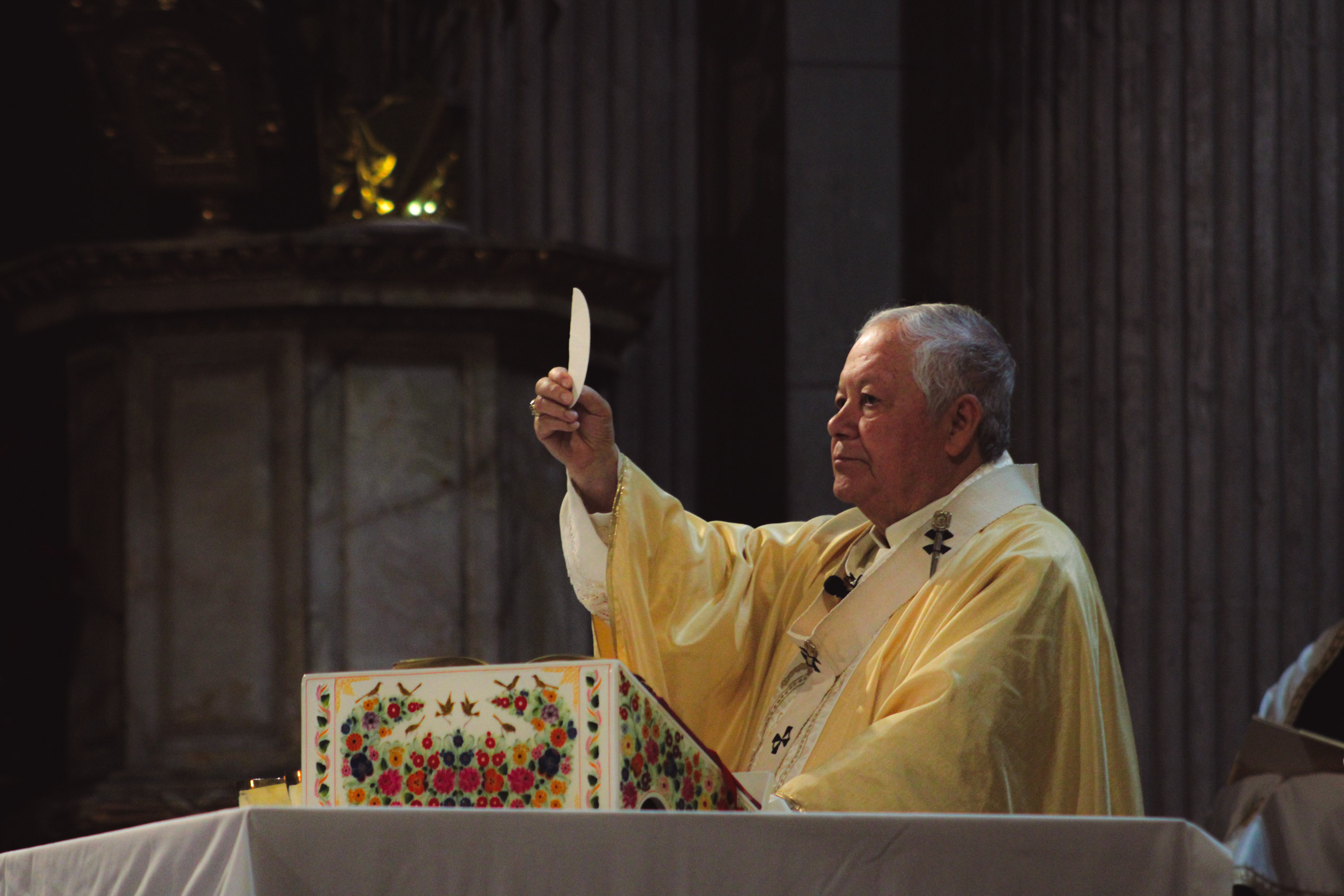 Celebran la Solemnidad de la Epifanía del Señor en la Catedral de Puebla 