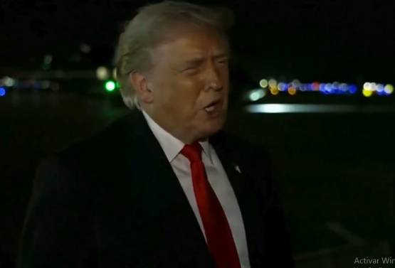 Trump insiste en que EU tiene que tener Groenlandia y reaviva tensión con Dinamarca