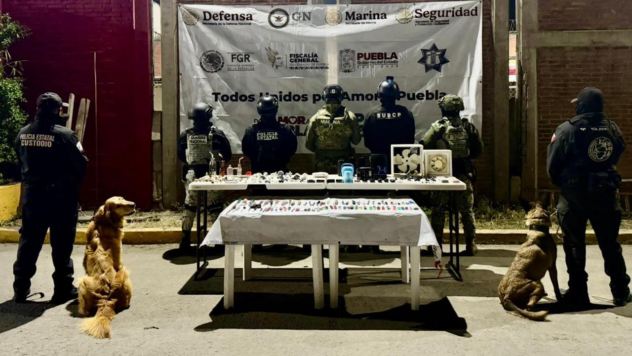 Realizan operativos en penales de Puebla, Huejotzingo y Huauchinango