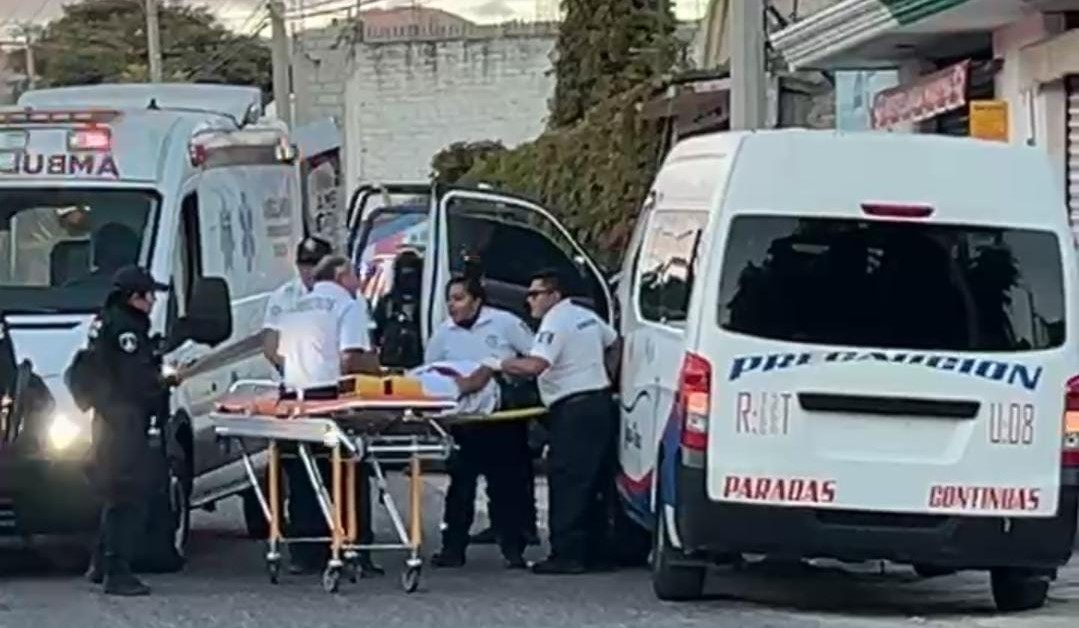 Conductor del transporte público muere tras ser baleado en la carretera Tehuacán-Teotitlán