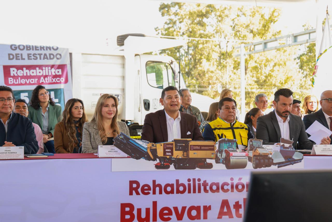 Municipios no deben ser fuente de saqueo: Armenta pide a Morena vigilar alcaldes 