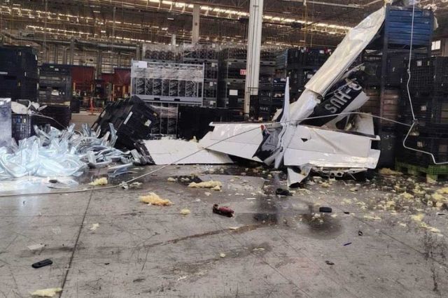 Avioneta cae dentro de empresa en Ramos Arizpe; reportan dos mujeres lesionadas
