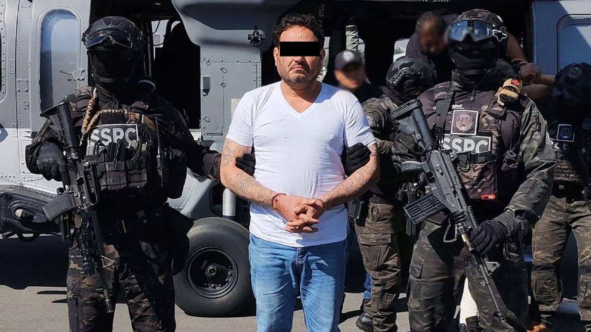 Trasladan a “El Botox” al penal del Altiplano 