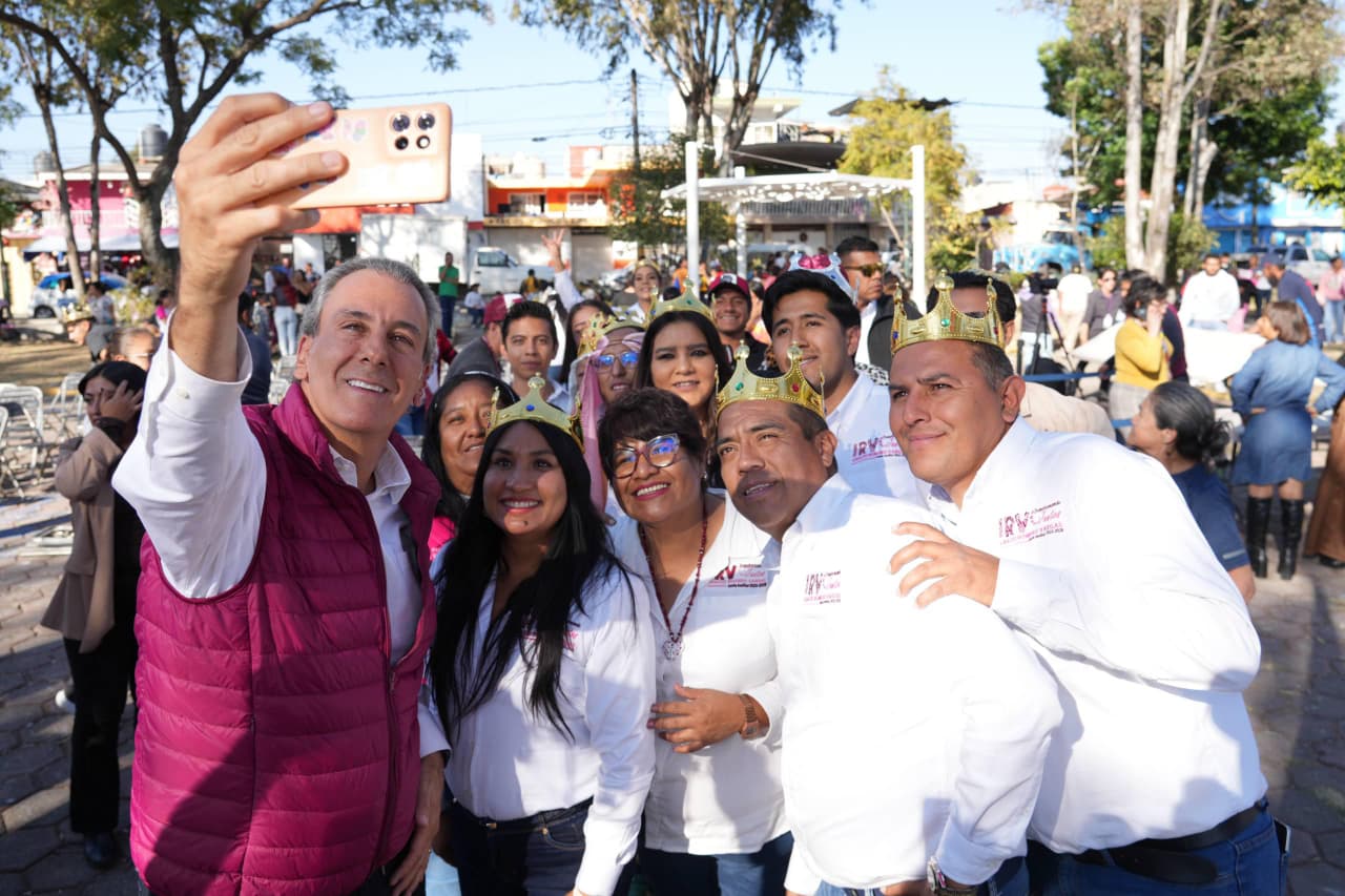 Lleva Pepe Chedraui a los Reyes Magos a Romero Vargas y colonia La Rosa